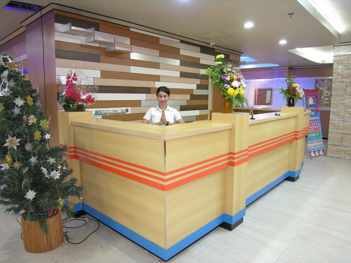بانجارماسين Hotel Delima المظهر الخارجي الصورة