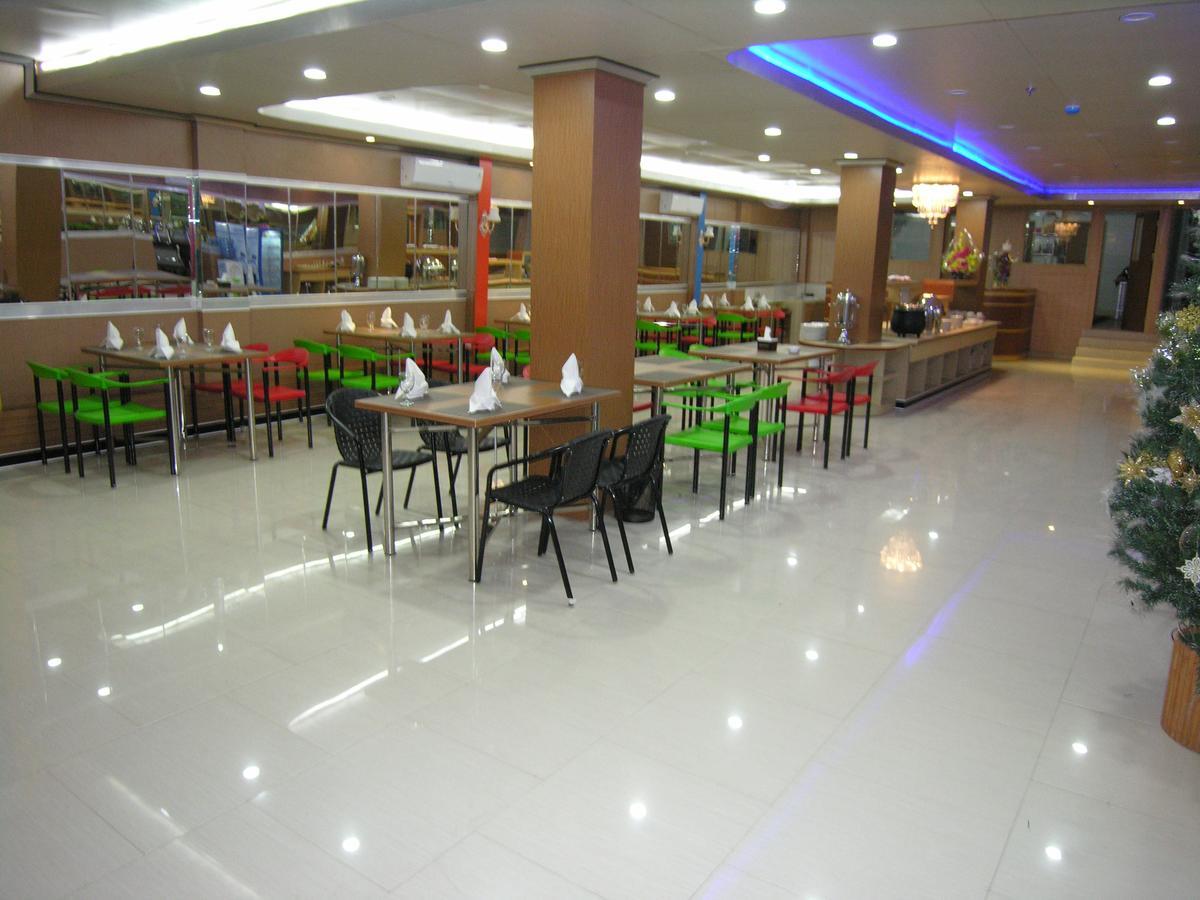 بانجارماسين Hotel Delima المظهر الخارجي الصورة